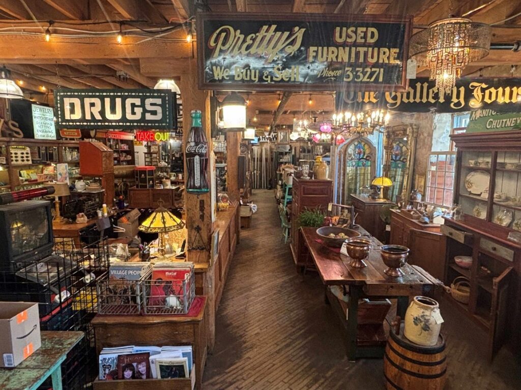 私のとっておきの店 Beaumont Mill Antiques & Collectibles 南将